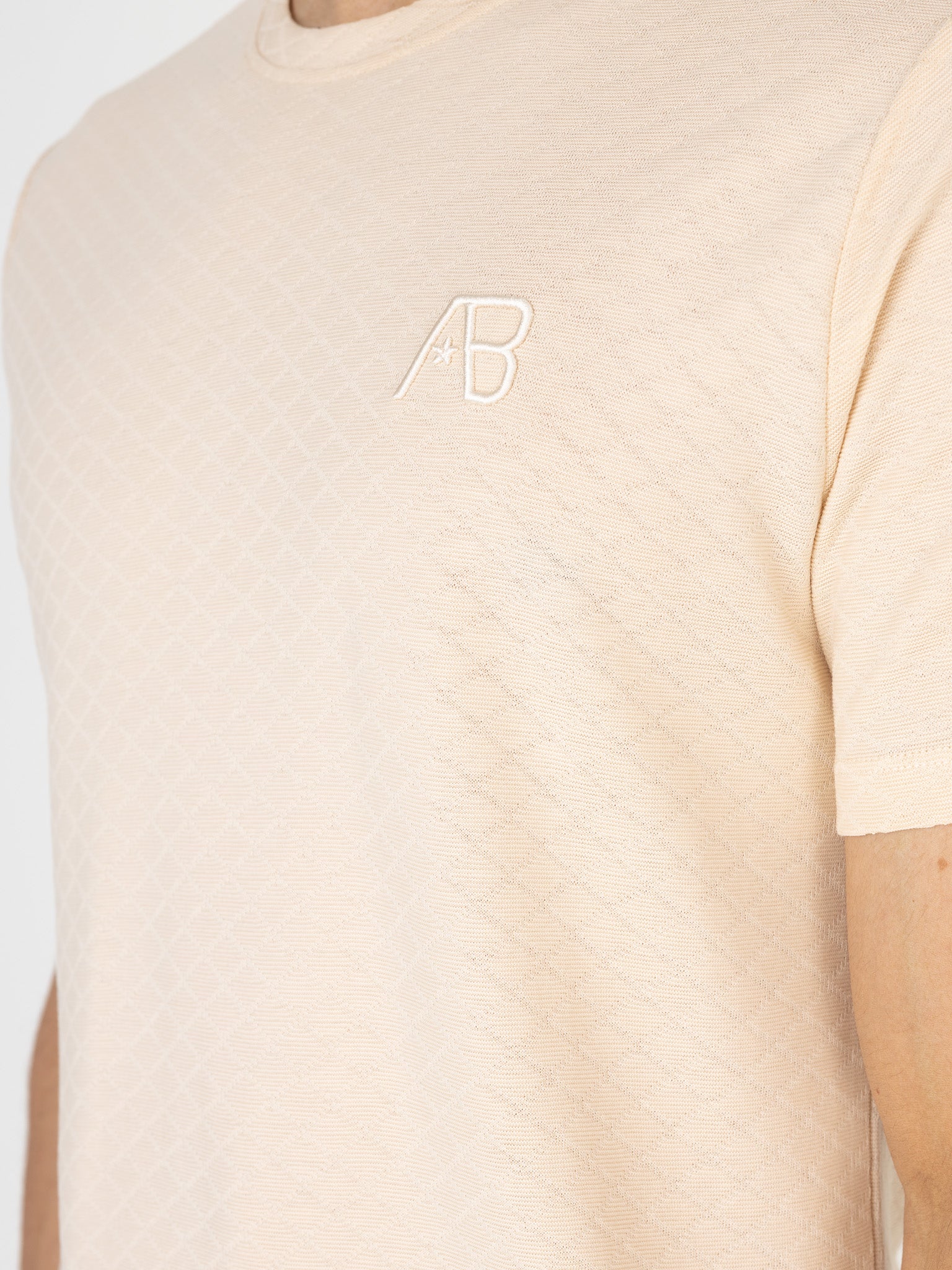 Prestige Set Tee | Sand