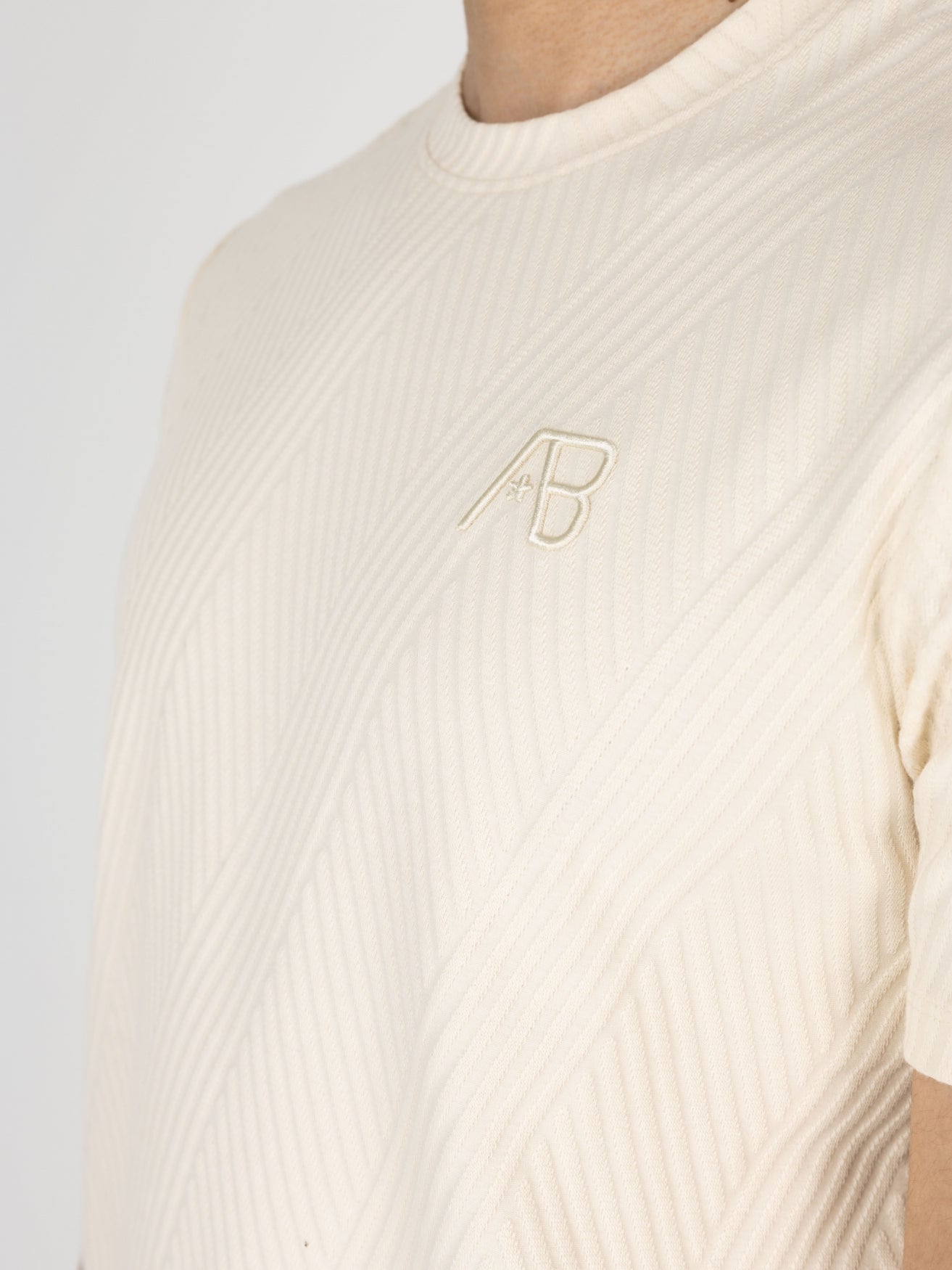 Serenity Tee | White Swan