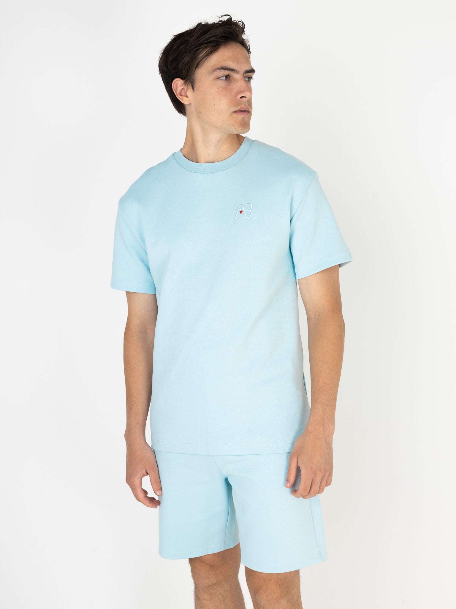 Basic Regular-Fit Short | Omphalodes